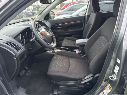 Used 2021 Mitsubishi Outlander Sport LE image 5