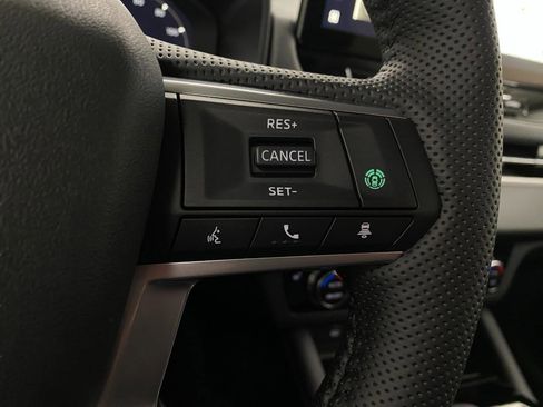 New 2026 Mitsubishi Outlander SE image 17