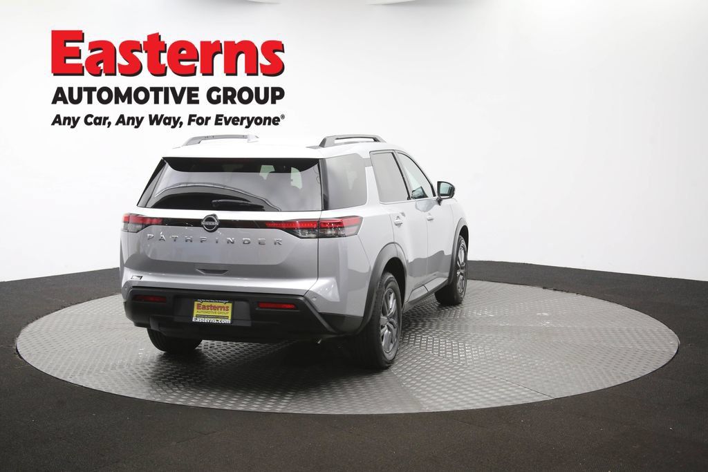 Used 2025 Nissan Pathfinder SV FWD image 43