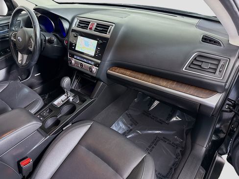 Used 2016 Subaru Outback 3.6R Limited image 30