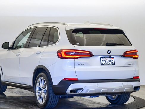 Certified 2023 BMW X5 sDrive40i w/ Premium Package image 2