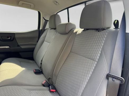 Used 2022 Toyota Tacoma SR5 w/ Technology Package AWD/4WD image 21