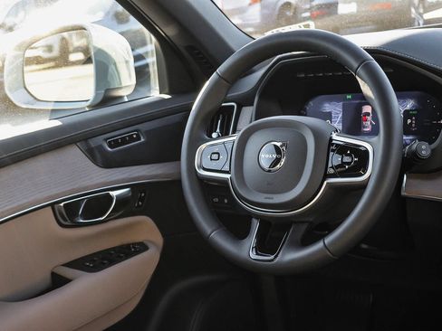 New 2026 Volvo XC90 T8 Plus w/ Protection Package AWD/4WD image 25