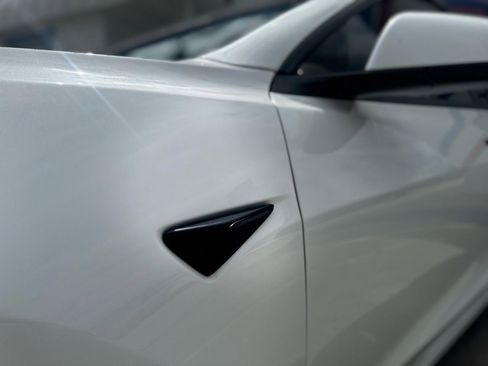 Used 2023 Tesla Model 3 Standard Range image 5