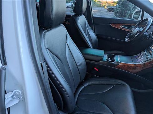 Used 2020 Lincoln Nautilus Reserve FWD image 14