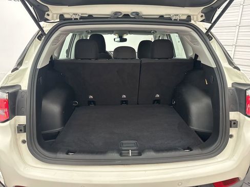 Used 2019 Jeep Compass Sport w/ Tech Group FWD image 24