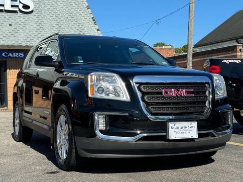 Used 2016 GMC Terrain SLE w/ Driver Alert Package I AWD/4WD image 2