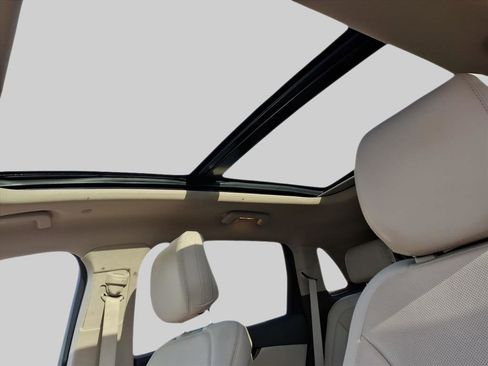 Used 2020 Lincoln Nautilus Reserve w/ Equipment Group 202A image 13