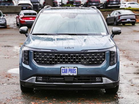 Certified 2025 Kia Carnival SX Prestige FWD image 3