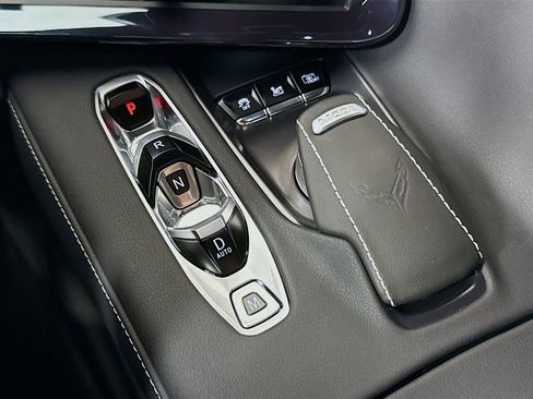 Used 2025 Chevrolet Corvette Z06 image 17