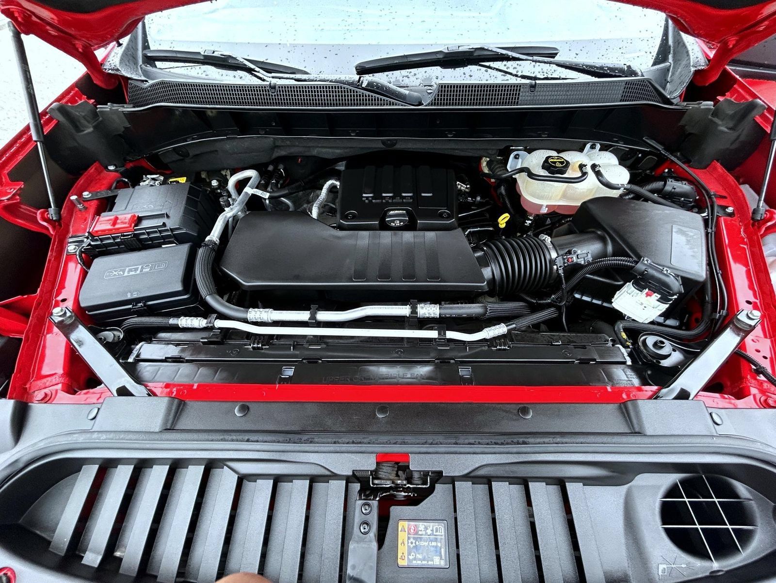 Certified 2024 Chevrolet Silverado 1500 LT AWD/4WD image 24