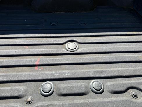 Used 2018 Ford F250 Lariat w/ Lariat Value Package AWD/4WD image 6