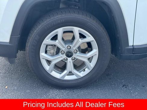 Used 2025 Jeep Compass Sport AWD/4WD image 9