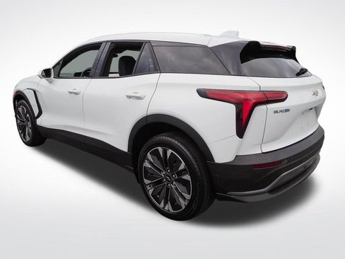 Certified 2025 Chevrolet Blazer EV LT w/ Super Cruise Package AWD/4WD image 5