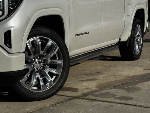 Used 2024 GMC Sierra 1500 Denali w/ Denali Reserve Package RWD image 12