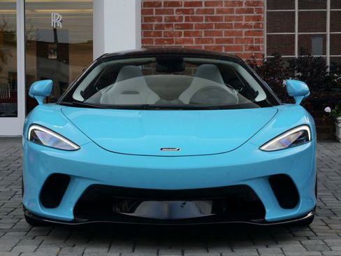 Used 2023 McLaren GT image 2