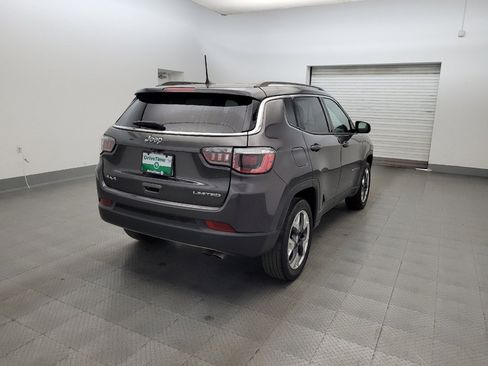 Used 2018 Jeep Compass Limited AWD/4WD image 9