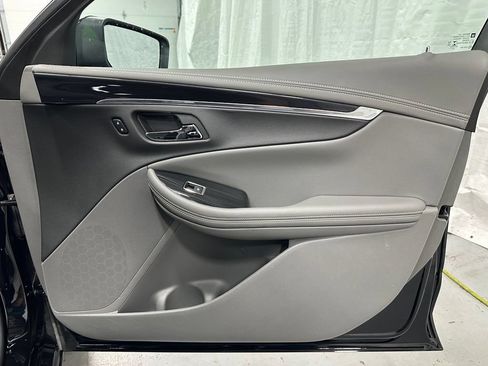 Used 2019 Chevrolet Impala LS FWD image 50
