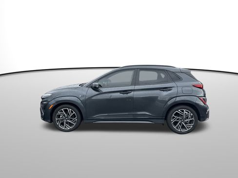 Used 2022 Hyundai Kona N Line w/ Tech Package image 2