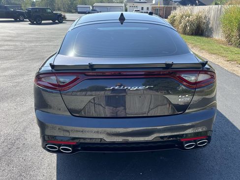 Used 2021 Kia Stinger GT2 image 5