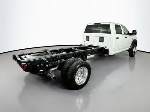 New 2026 RAM 5500 Tradesman w/ Chrome Appearance Group AWD/4WD image 7