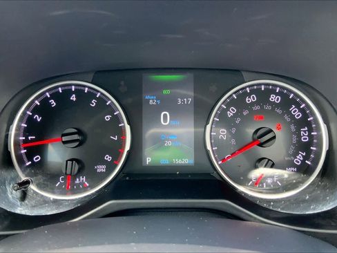 Used 2022 Toyota RAV4 LE FWD image 25