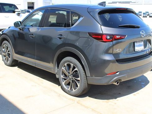 Used 2022 MAZDA CX-5 AWD 2.5 S w/ Premium Plus Pkg image 4