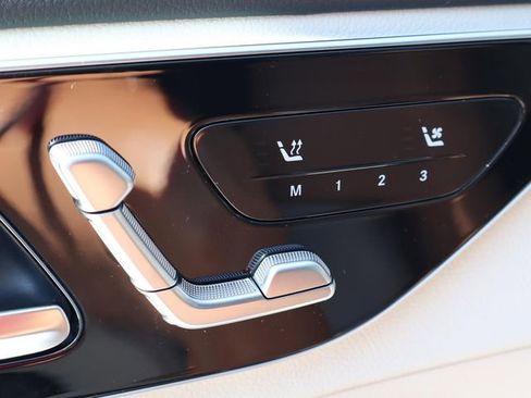 Used 2024 Mercedes-Benz C 300 Sedan image 14