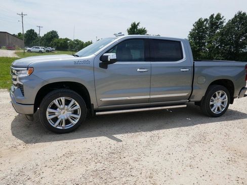 New 2025 Chevrolet Silverado 1500 High Country image 9