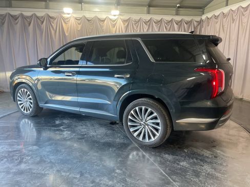 Used 2025 Hyundai Palisade Calligraphy image 8