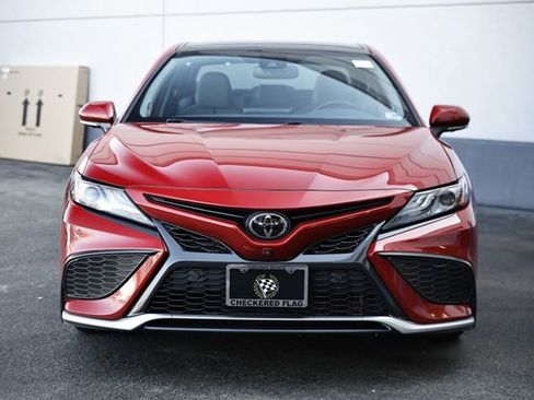 Used 2021 Toyota Camry XSE w/ Navigation Package image 12