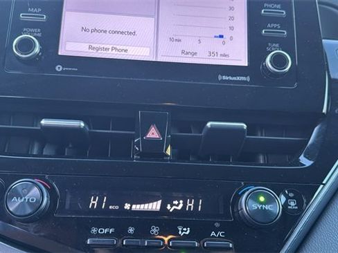 Used 2024 Toyota Camry LE image 17