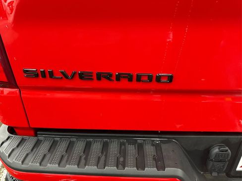 Used 2023 Chevrolet Silverado 1500 RST w/ Z71 Off-Road Package image 15