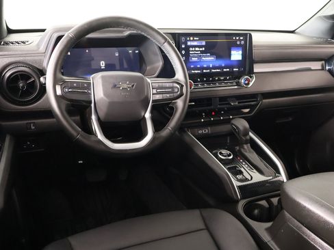 Used 2025 Chevrolet Colorado Trail Boss AWD/4WD image 2