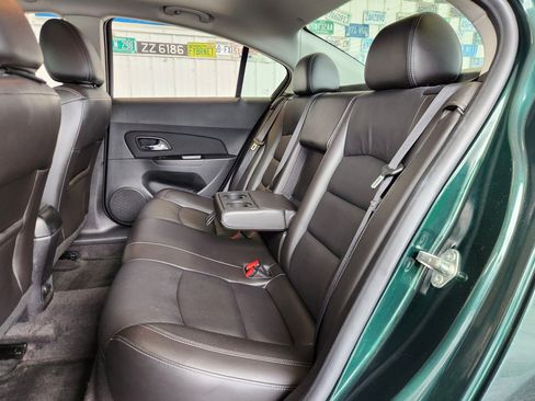 Used 2014 Chevrolet Cruze LTZ w/ RS Package FWD image 4