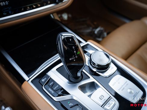 Used 2018 BMW ALPINA B7 xDrive image 26