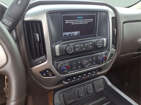 Used 2018 GMC Sierra 1500 SLT AWD/4WD image 6