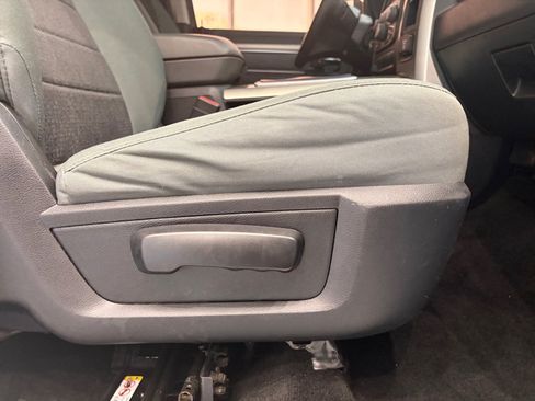 Used 2014 RAM 2500 Lone Star AWD/4WD image 25