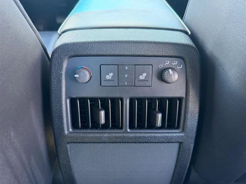 Used 2007 Cadillac STS w/ Preferred Equipment Group RWD image 33
