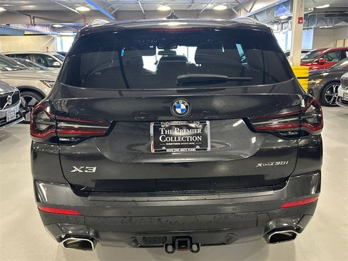 Used 2023 BMW X3 xDrive30i w/ Premium Package image 3
