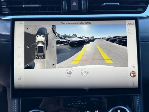 New 2026 Jaguar F-PACE R-Dynamic S image 22