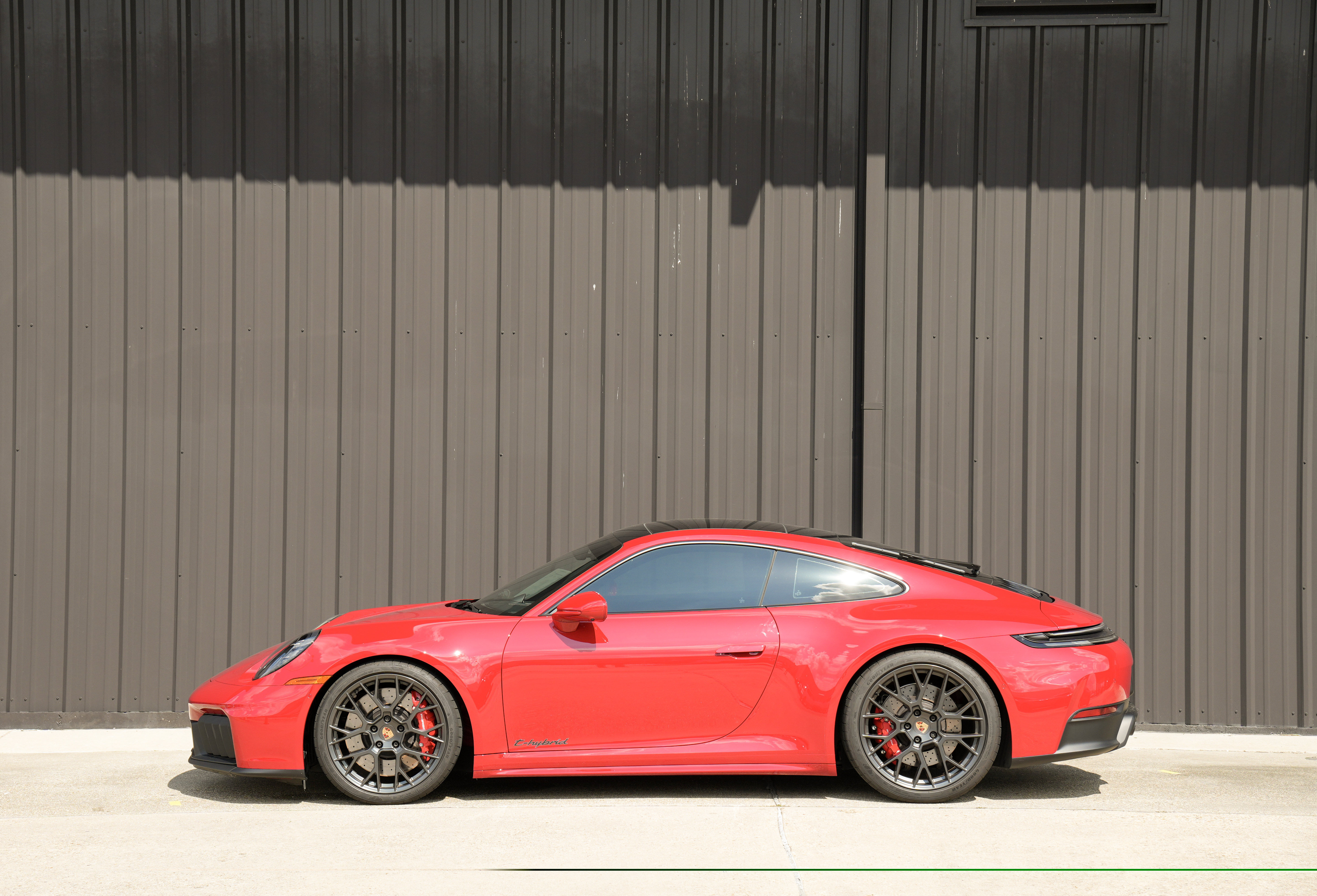 Certified 2025 Porsche 911 Carrera 4 GTS AWD/4WD image 2