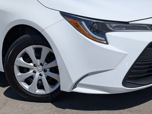 Used 2024 Toyota Corolla LE FWD image 10