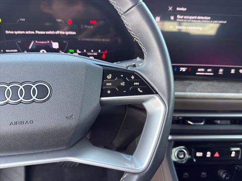 Certified 2025 Audi Q5 Premium w/ Convenience Package AWD/4WD image 20