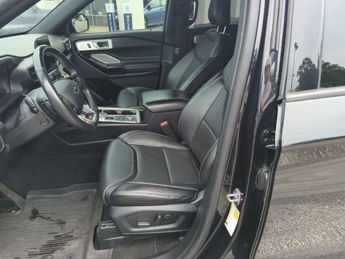Used 2021 Ford Explorer ST w/ Equipment Group 401A AWD/4WD image 12