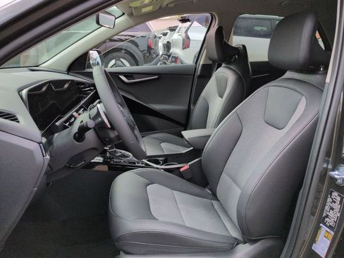 New 2026 Kia Niro EX FWD image 20