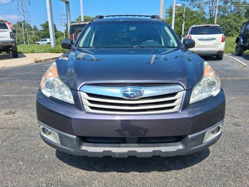 Used 2011 Subaru Outback 2.5i Premium AWD/4WD image 2