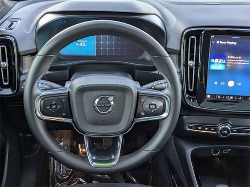 Certified 2024 Volvo C40 P8 Recharge Ultimate w/ Protection Package Premier image 16