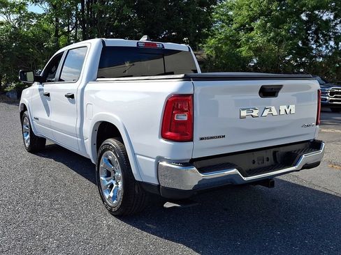 Used 2025 RAM 1500 Big Horn AWD/4WD image 7