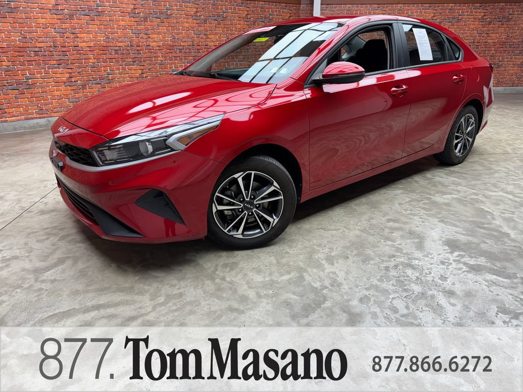 Used 2023 Kia Forte LXS w/ LXS Technology Package FWD image 1